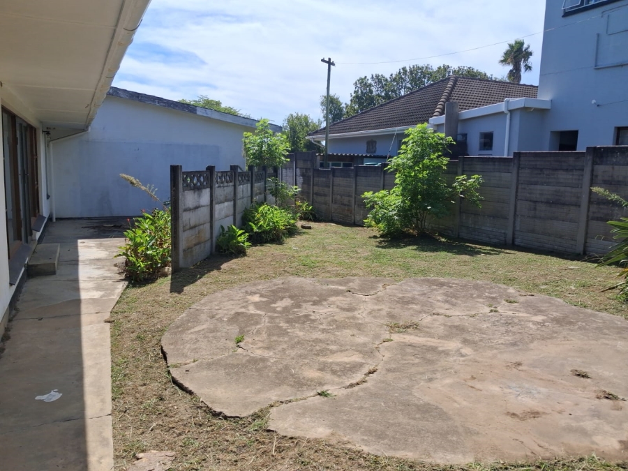 To Let 3 Bedroom Property for Rent in Amalinda Eastern Cape